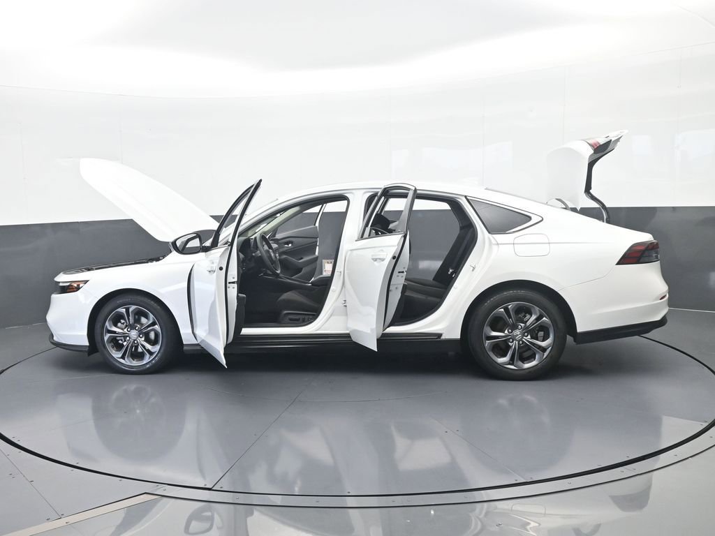 Used 2023 Honda Accord EX image 71