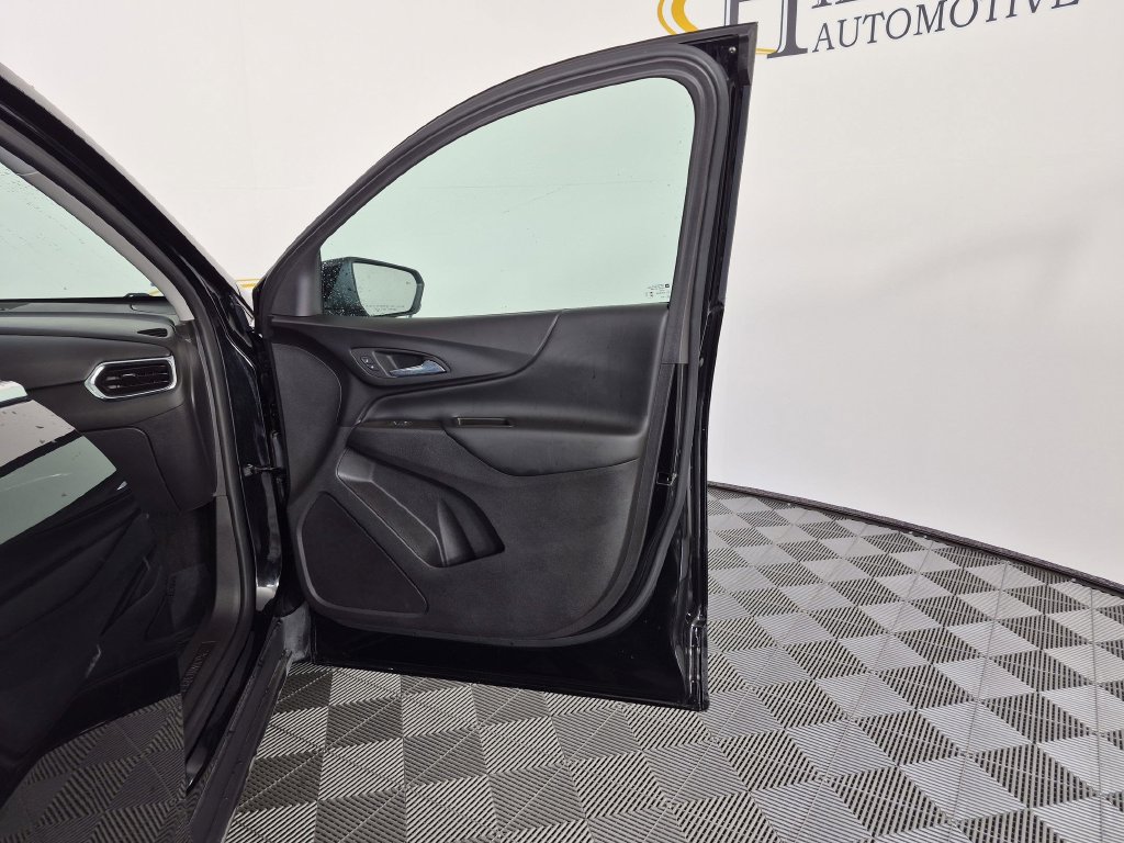 Used 2024 Chevrolet Equinox LT FWD image 34