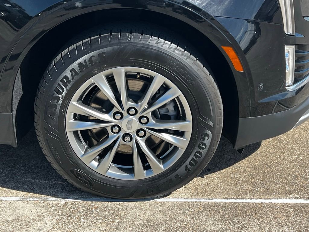 Used 2023 Cadillac XT5 Premium Luxury w/ Technology Package image 7