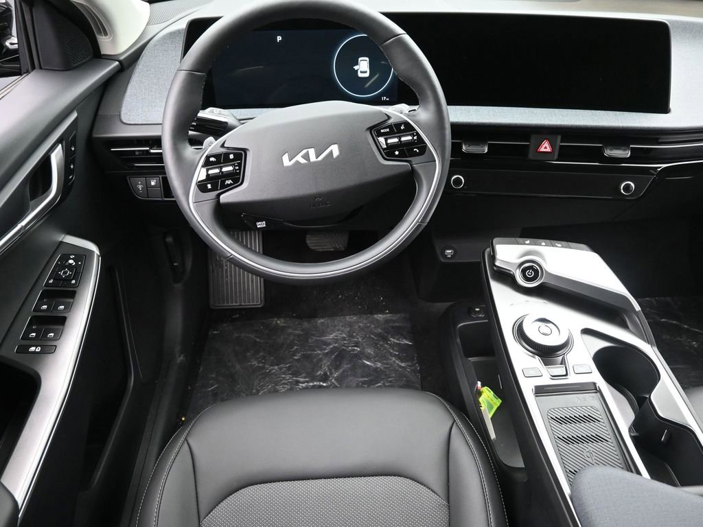 Used 2024 Kia EV6 Light image 13