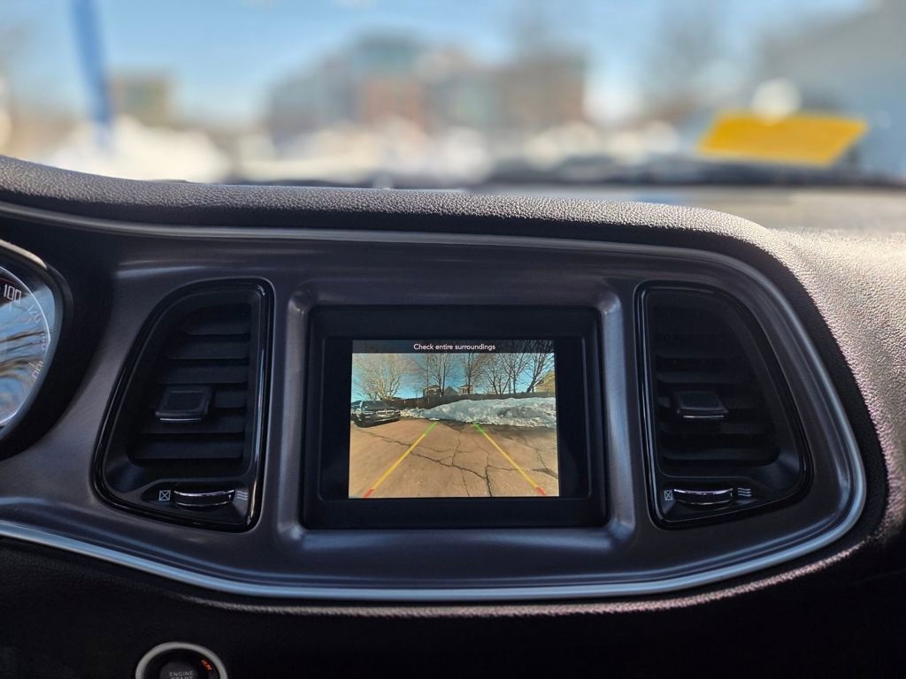 Used 2022 Dodge Challenger GT image 17