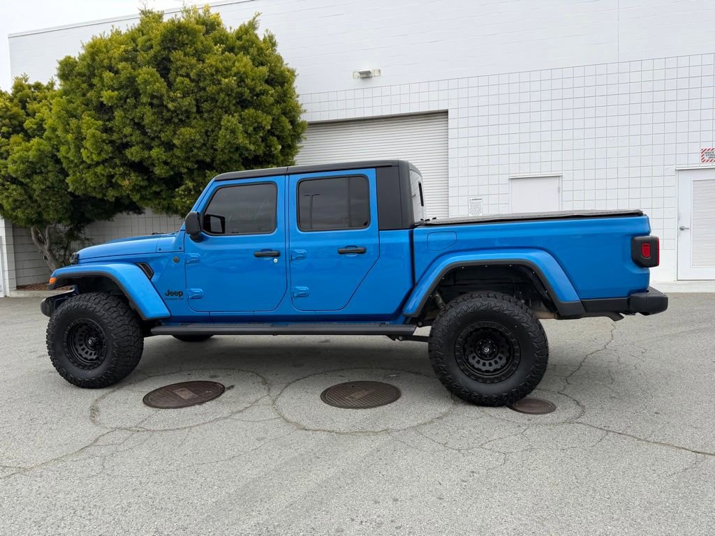 Used 2022 Jeep Gladiator Sport AWD/4WD image 3
