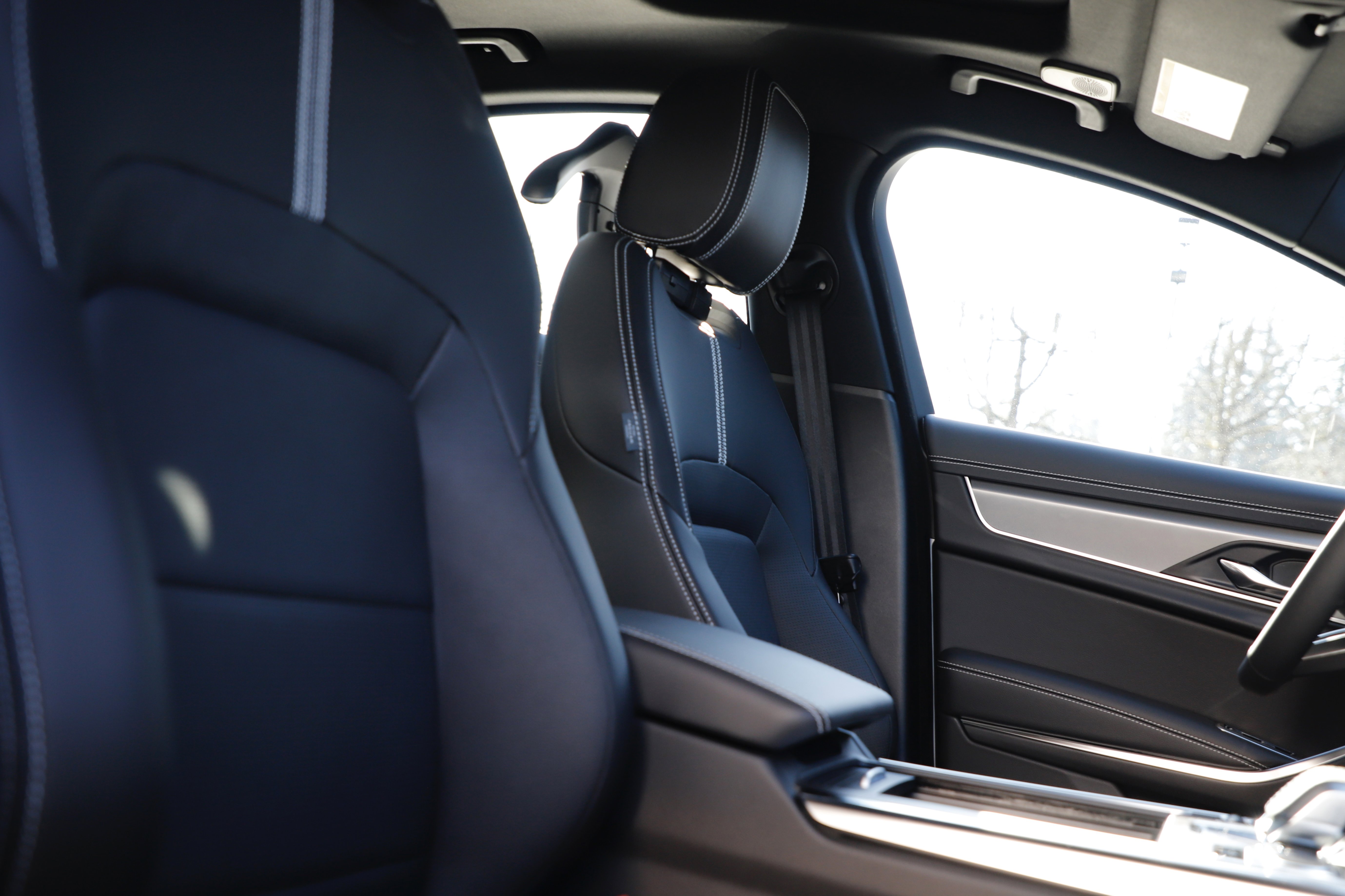 New 2024 Jaguar XF R-Dynamic SE image 14