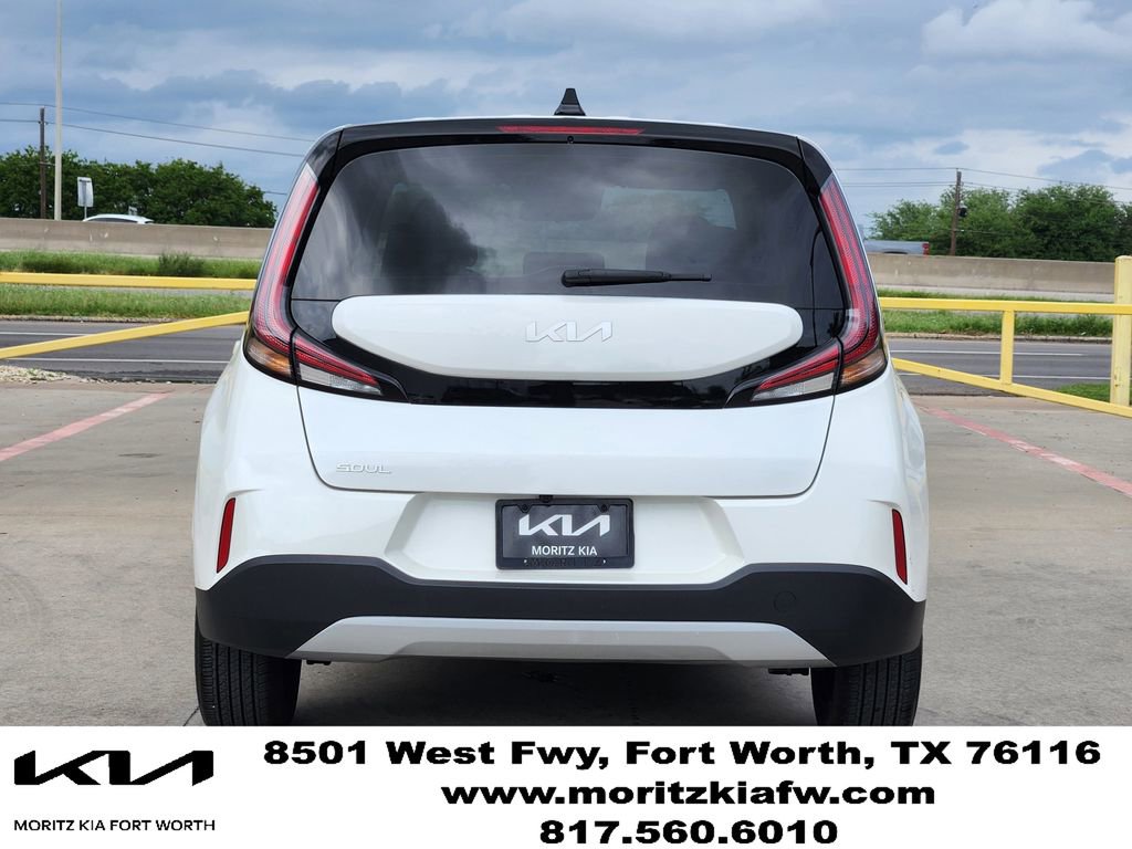Certified 2024 Kia Soul LX FWD image 5