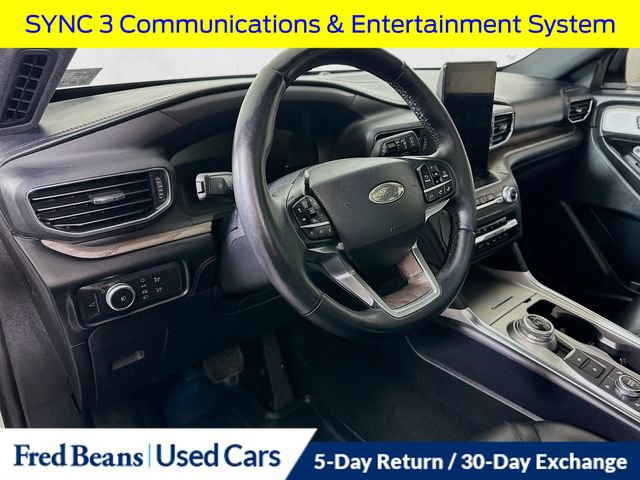 Certified 2020 Ford Explorer Platinum w/ Premium Technology Package image 12