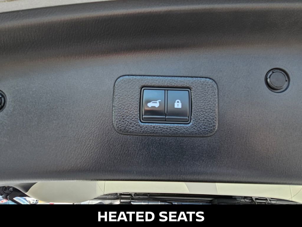 Used 2022 Nissan Armada Platinum w/ Captain's Chairs Package image 13