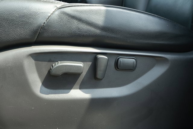 Used 2023 Nissan Armada SL image 25