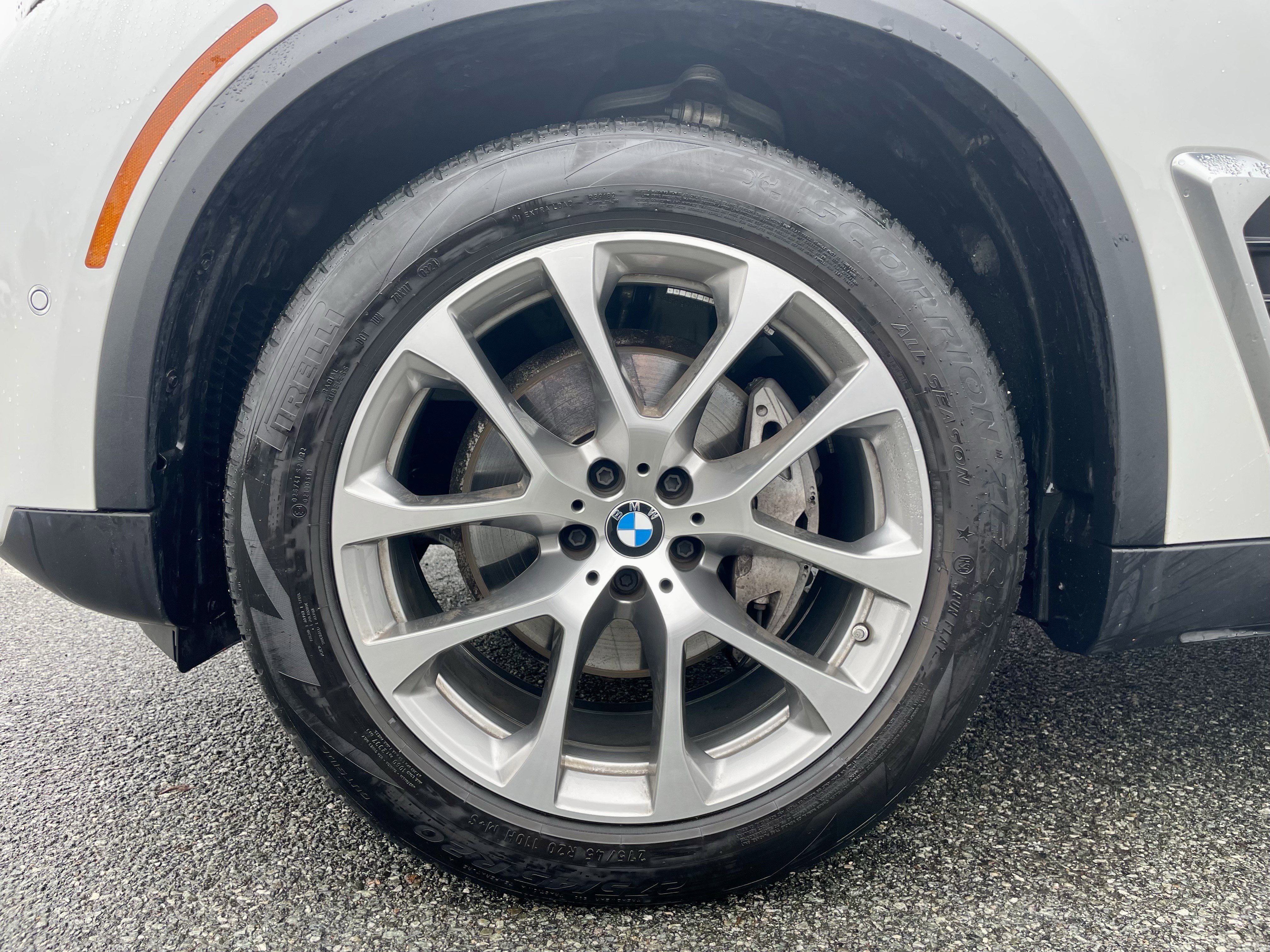 Used 2024 BMW X5 xDrive40i w/ Premium Package AWD/4WD image 9