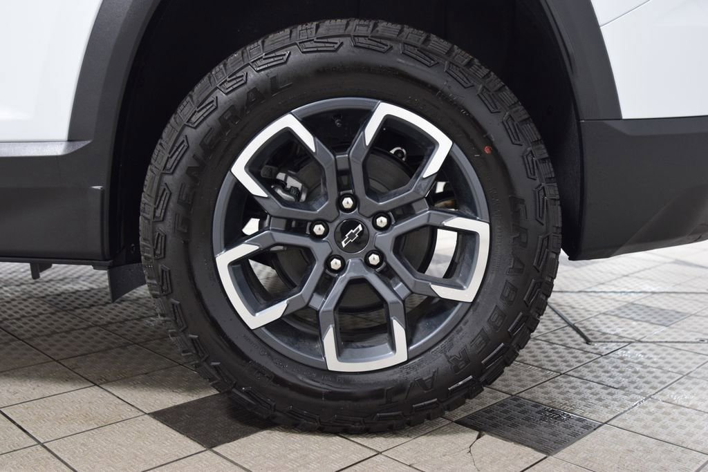 New 2026 Chevrolet Equinox ACTIV FWD image 29