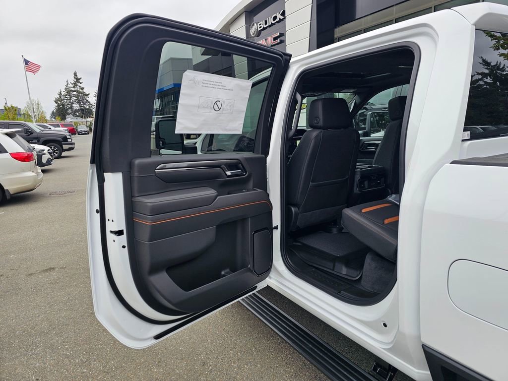 New 2026 GMC Sierra 3500 AT4 w/ AT4 Premium Plus Package AWD/4WD image 17