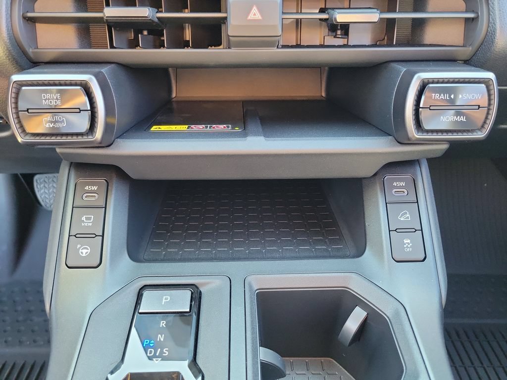 New 2026 Toyota RAV4 XSE AWD/4WD image 34