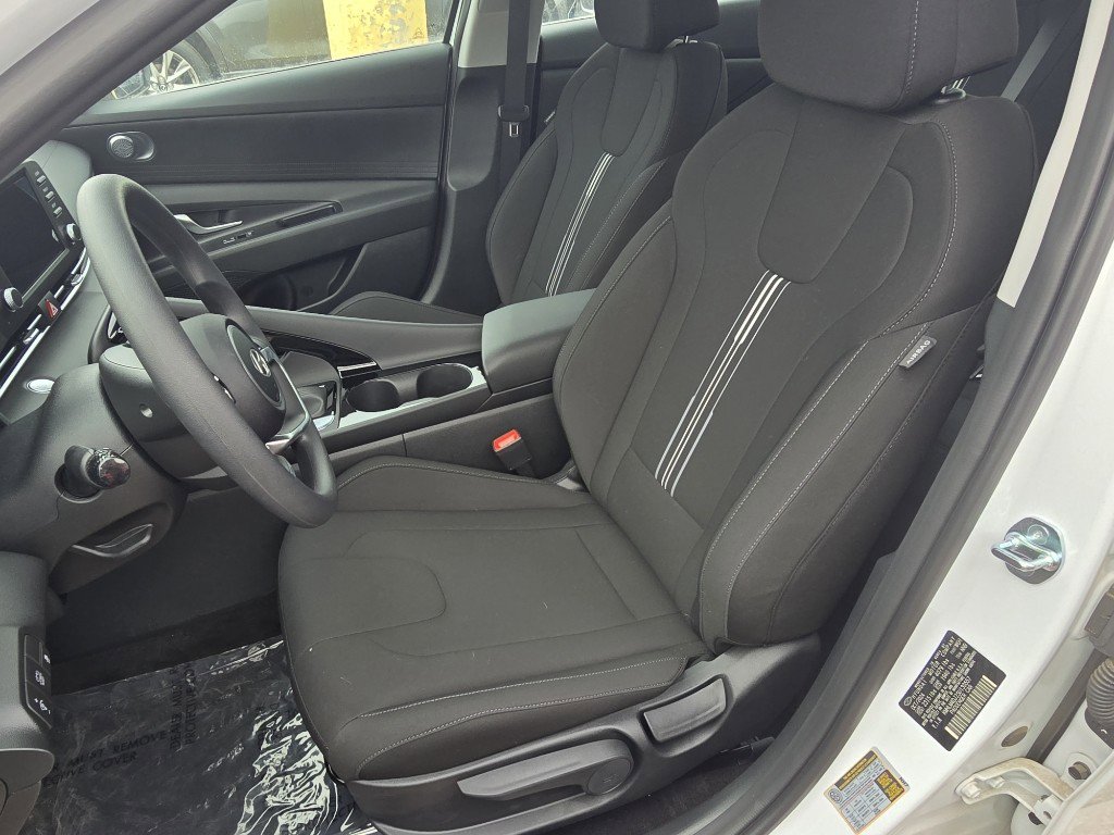 New 2025 Hyundai Elantra Blue image 27