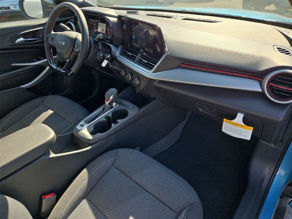 New 2026 Chevrolet Trax RS FWD image 18