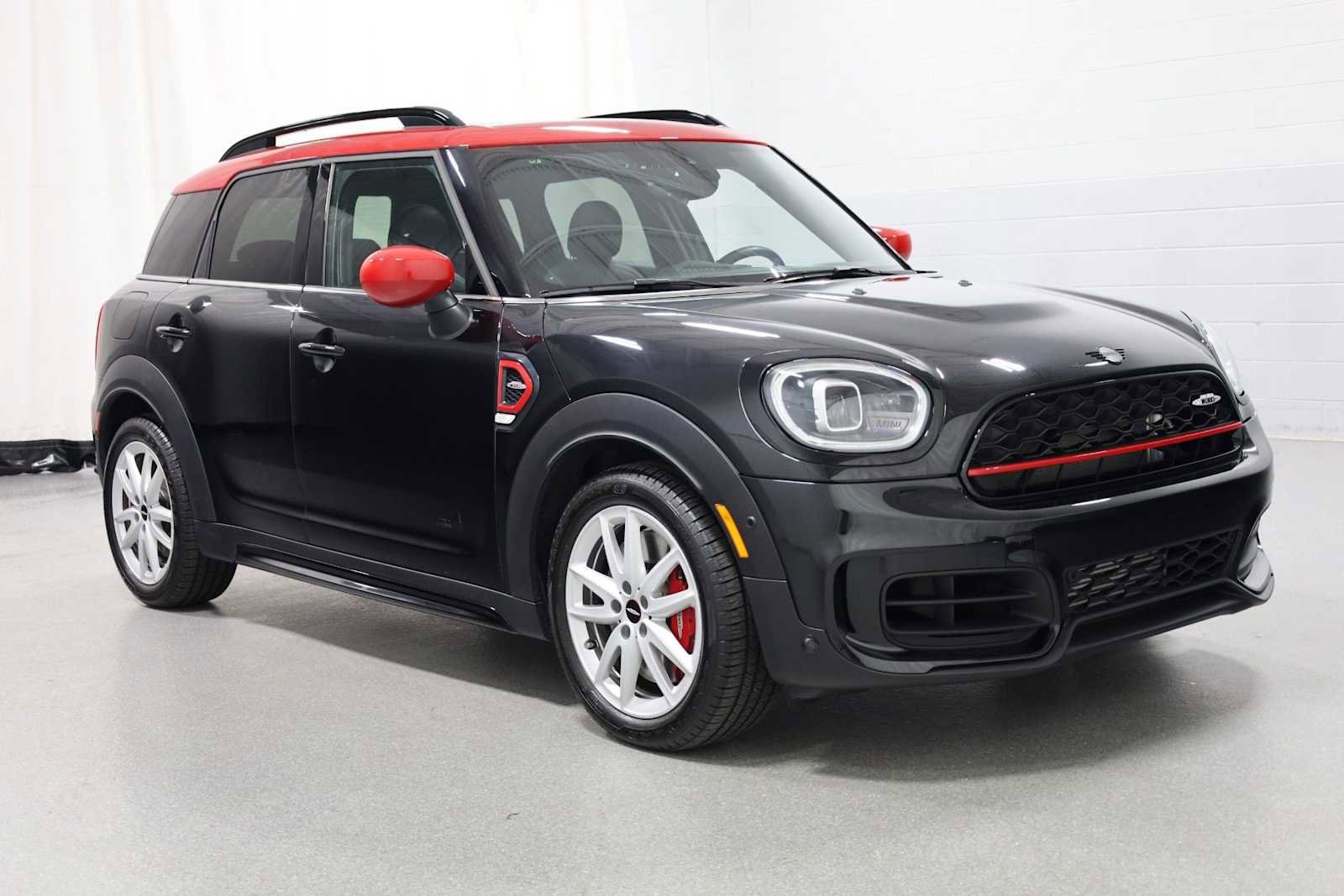 Used 2024 MINI Cooper Countryman John Cooper Works image 13
