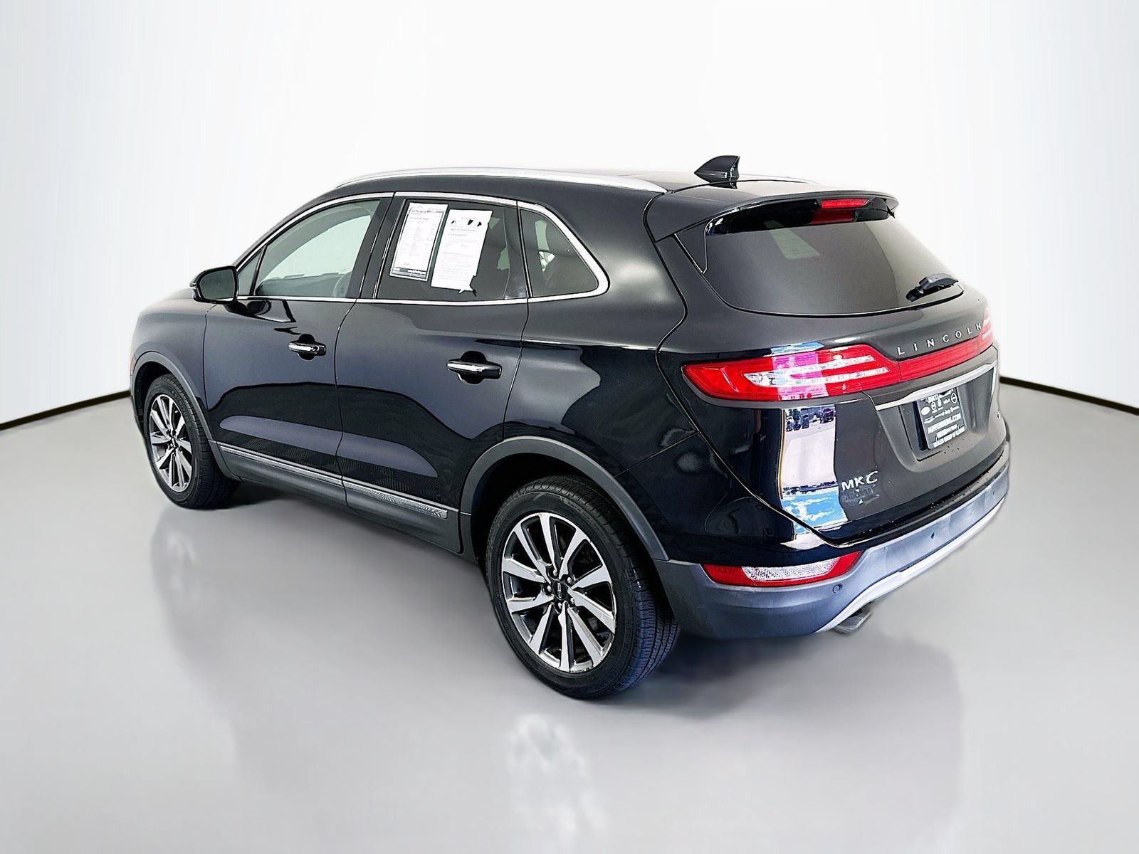 Used 2019 Lincoln MKC Reserve w/ MKC Climate Package AWD/4WD image 5