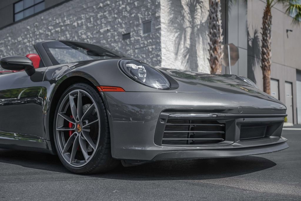 Used 2020 Porsche 911 Carrera 4S image 11