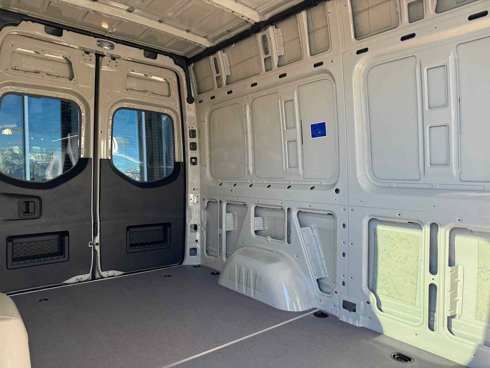 New 2025 Mercedes-Benz Sprinter 2500 image 27