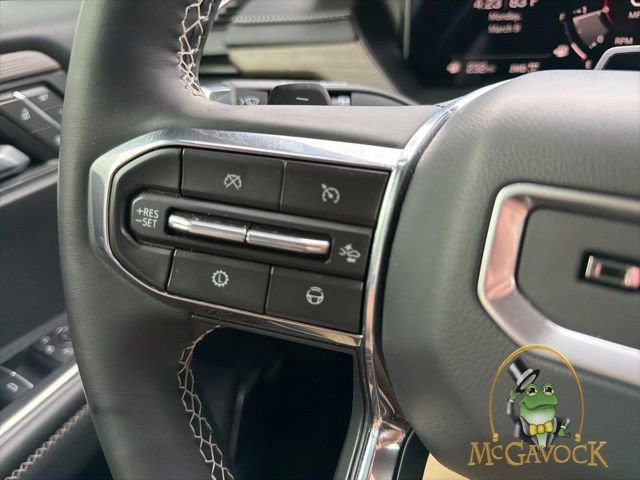 Used 2025 GMC Acadia Denali w/ Super Cruise Package image 17