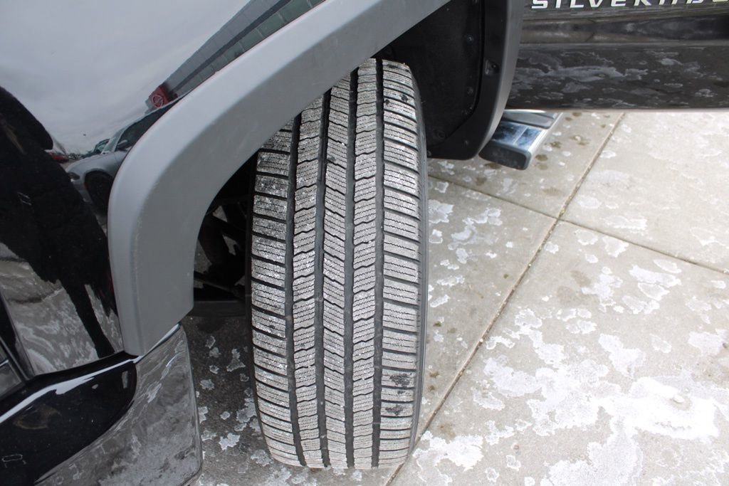 Used 2016 Chevrolet Silverado 1500 Custom w/ Custom Convenience Package image 13