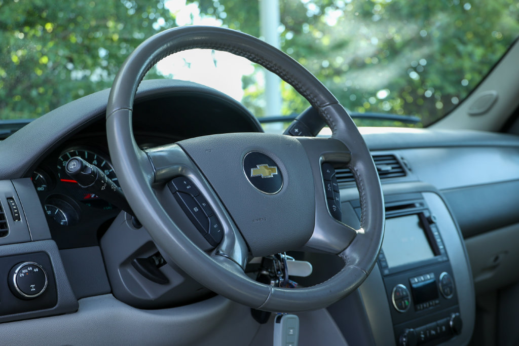 Used 2011 Chevrolet Suburban LT AWD/4WD image 27