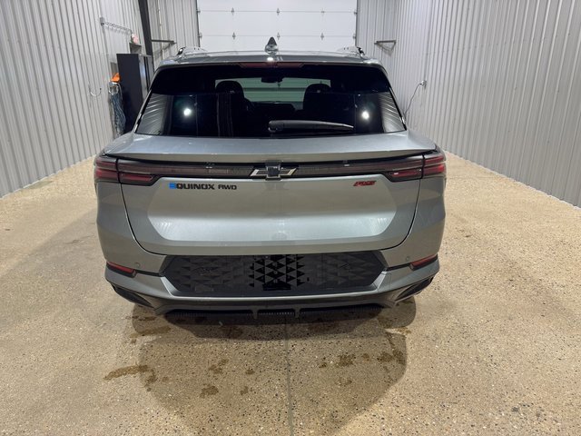 Used 2024 Chevrolet Equinox EV RS image 4