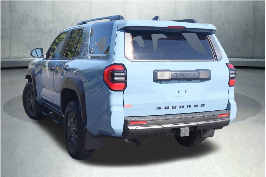Certified 2026 Toyota 4Runner SR5 AWD/4WD image 29