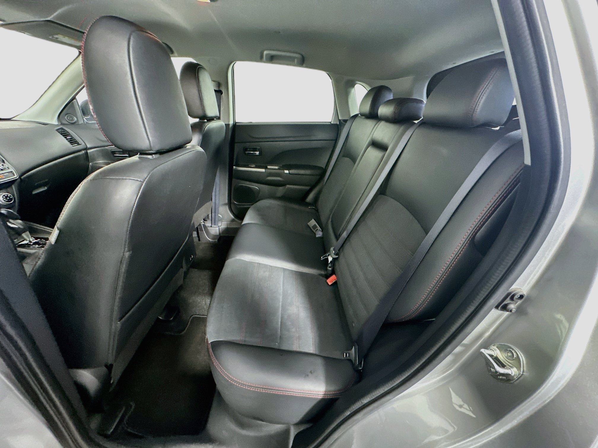 Used 2024 Mitsubishi Outlander Sport AWD image 28