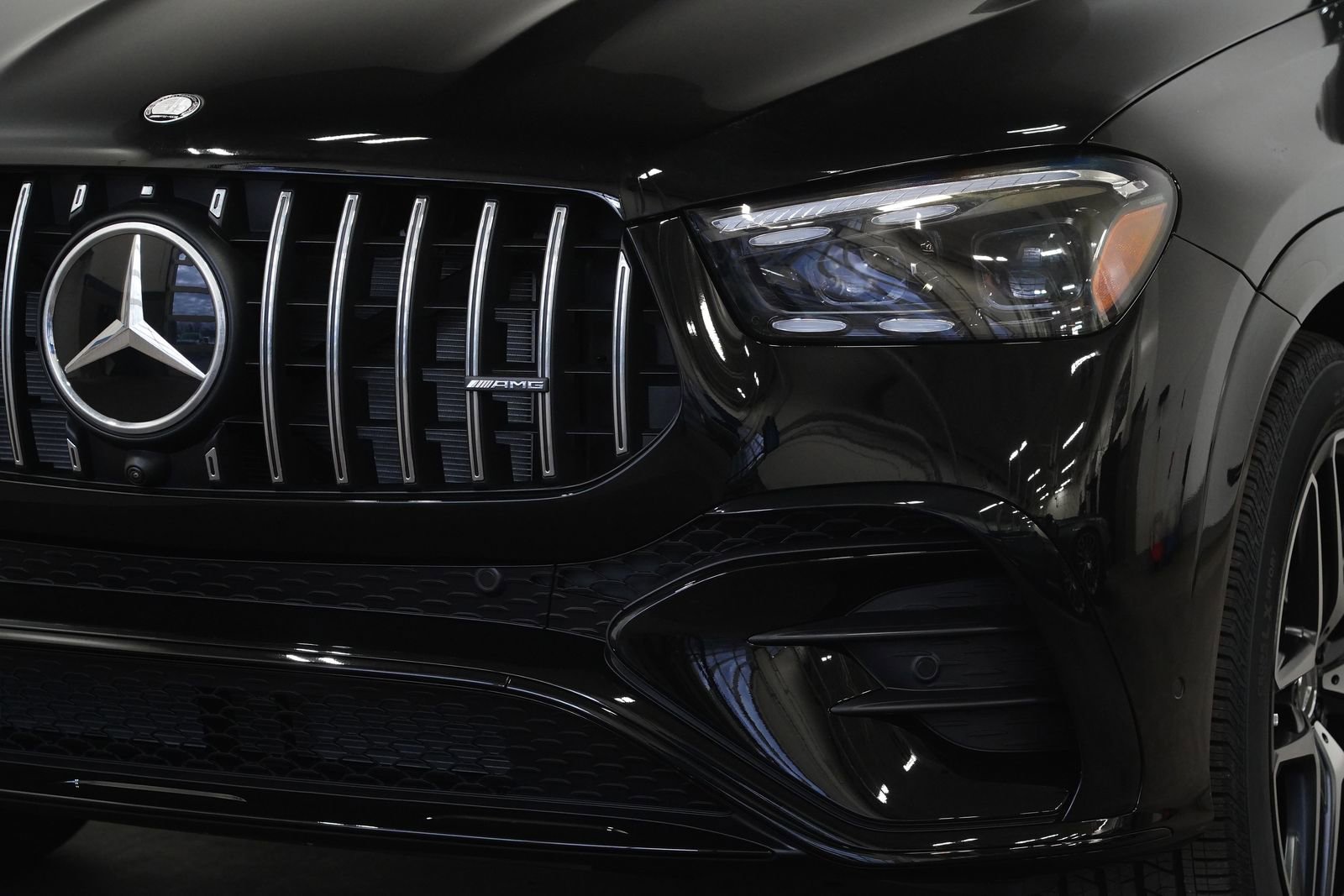 New 2026 Mercedes-Benz GLE 53 AMG 4MATIC Coupe image 11