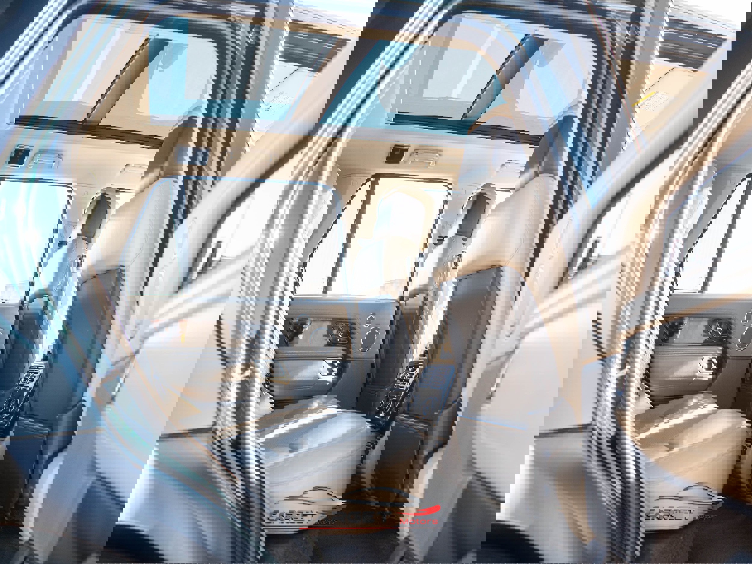 Used 2020 Land Rover Range Rover HSE image 19