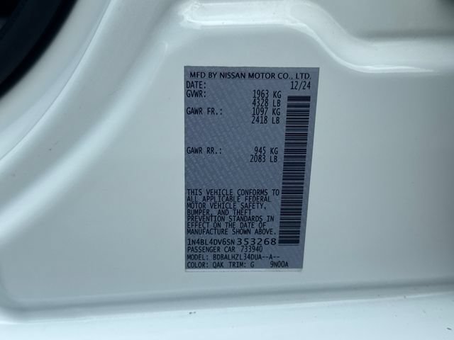 Used 2025 Nissan Altima 2.5 SV FWD image 34