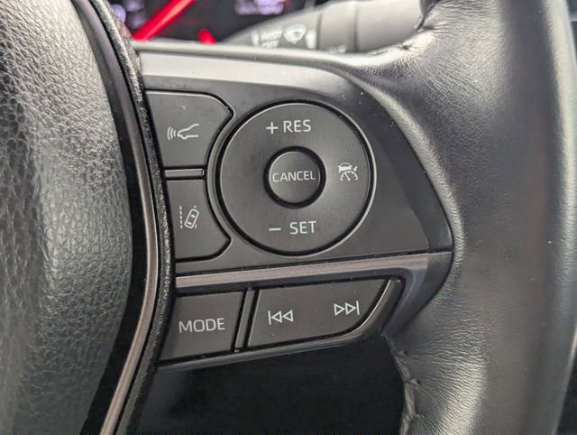 Used 2022 Toyota Camry XSE image 28