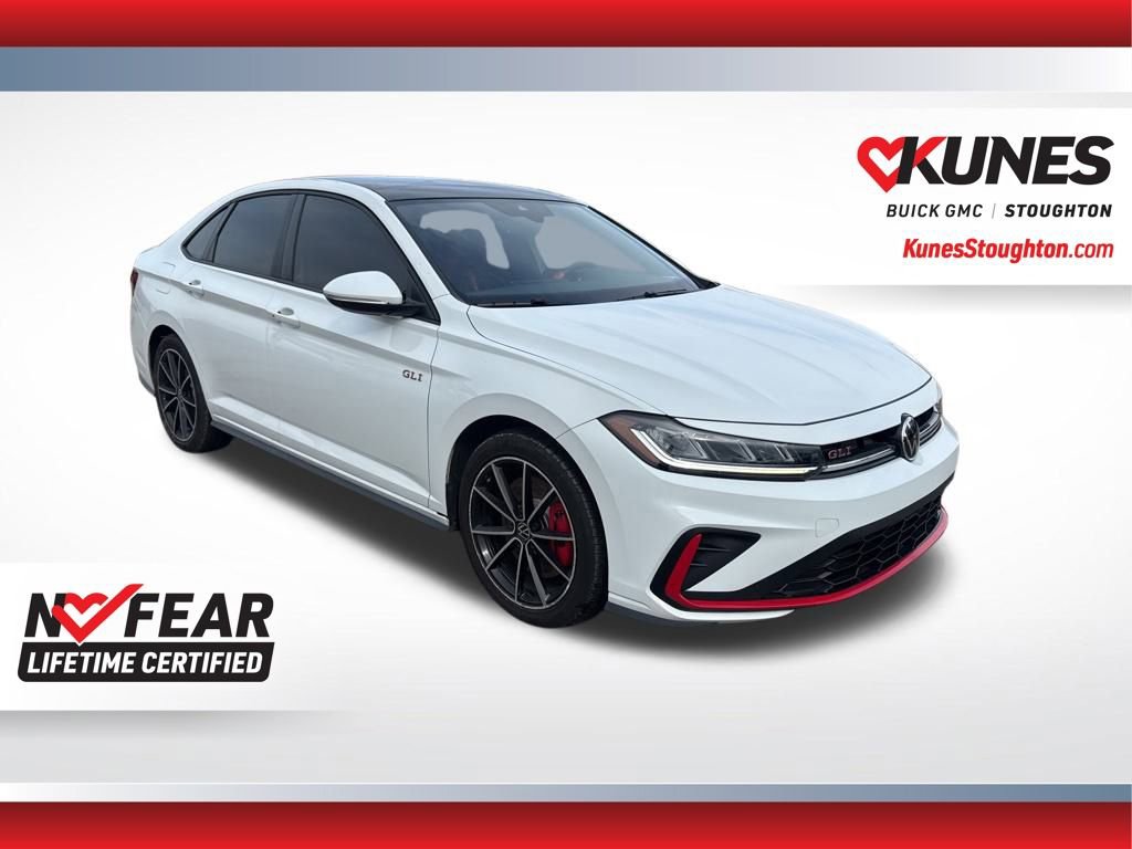 Used 2025 Volkswagen Jetta GLI Autobahn FWD image 3