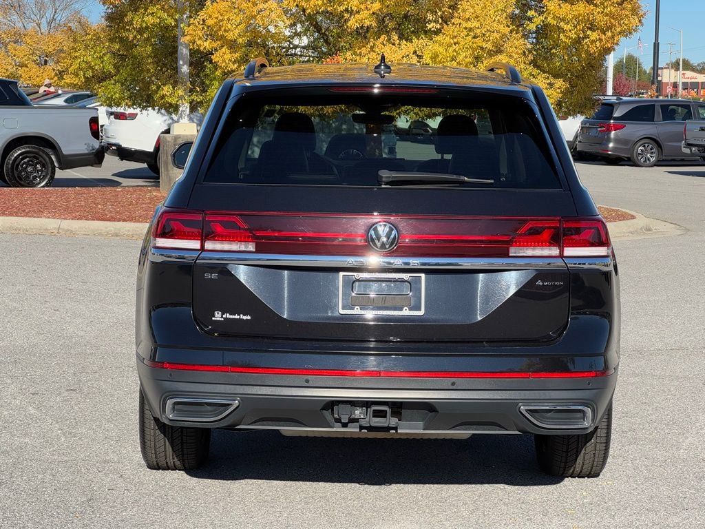 Used 2024 Volkswagen Atlas SE image 10
