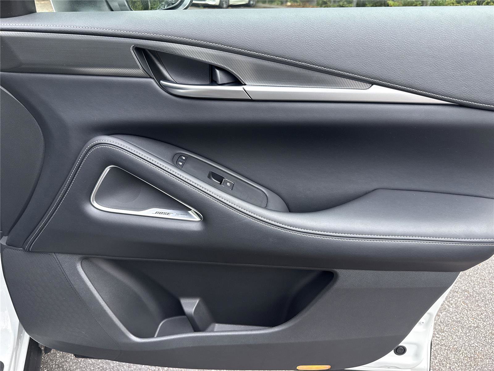 Certified 2025 INFINITI QX60 Luxe w/ Vision Package image 23