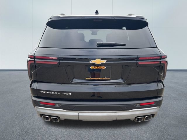 Used 2026 Chevrolet Traverse LT w/ Driver Confidence Package AWD/4WD image 3