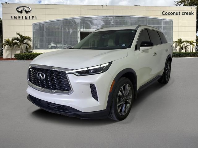 Used 2024 INFINITI QX60 Luxe FWD image 3