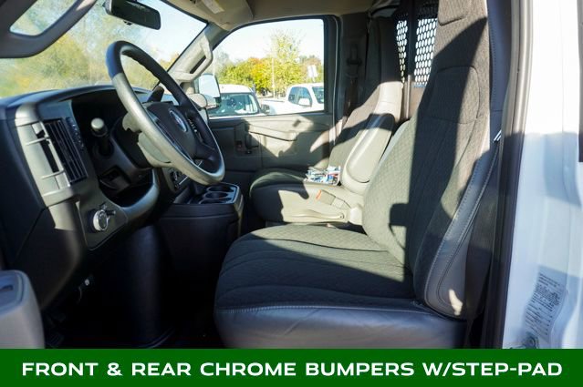 Used 2024 GMC Savana 2500 w/ Driver Convenience Package image 8