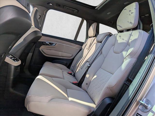 New 2026 Volvo XC90 T8 Plus w/ Protection Package Premier AWD/4WD image 17