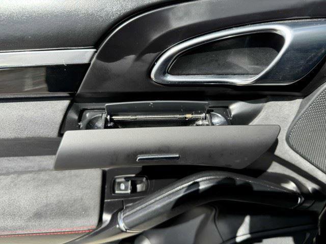 Used 2017 Porsche Cayenne GTS AWD/4WD image 35