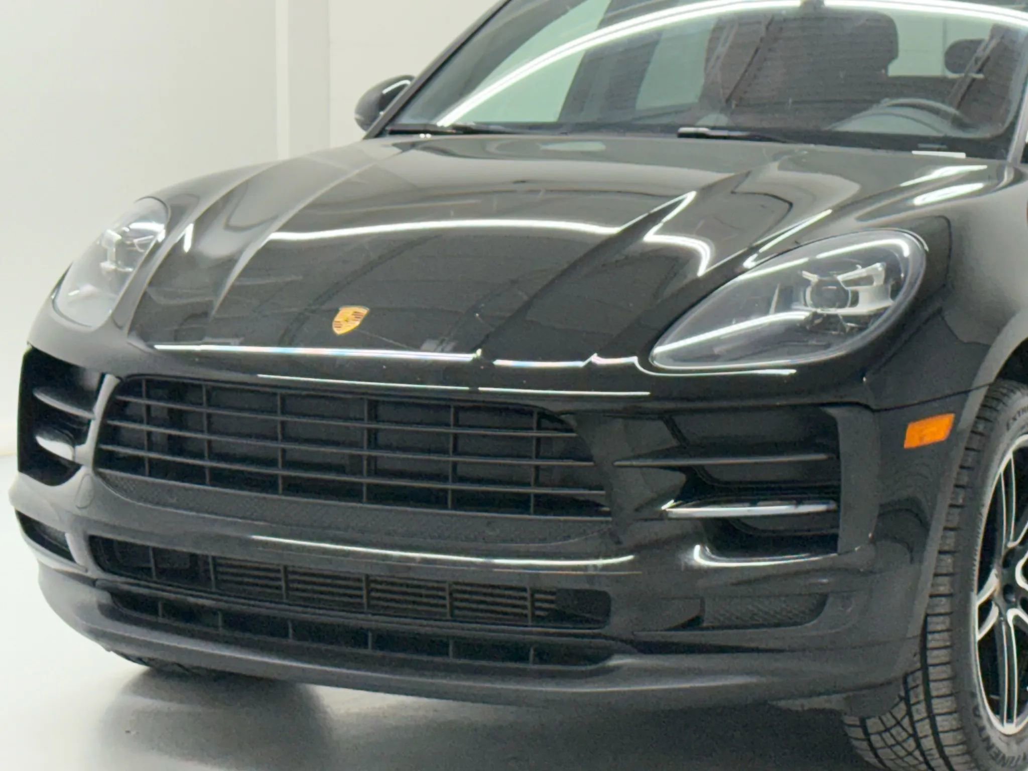 Used 2019 Porsche Macan Sport Edition image 42