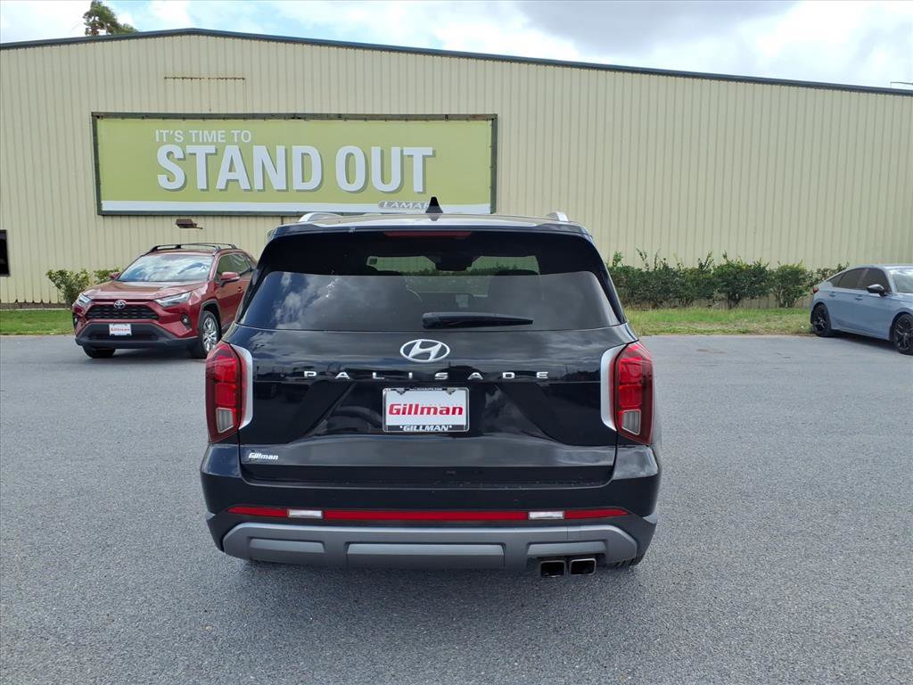 Used 2023 Hyundai Palisade Limited FWD image 7