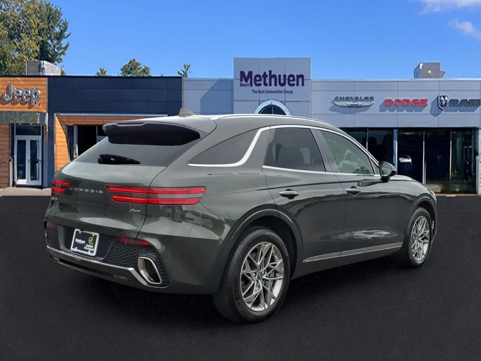 Used 2025 Genesis GV70 2.5T AWD/4WD image 4
