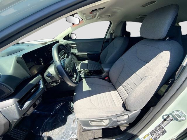 Used 2025 Kia K4 EX FWD image 19
