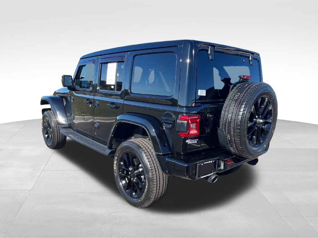 Used 2021 Jeep Wrangler Unlimited Sahara AWD/4WD image 3
