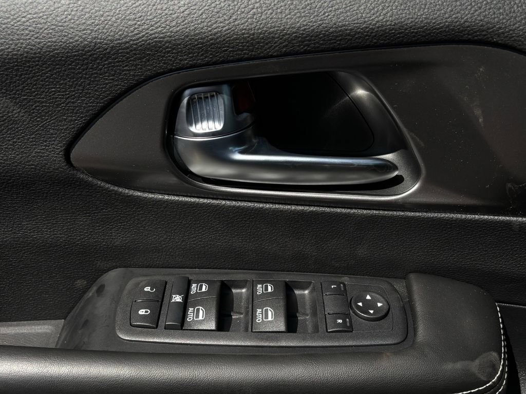 New 2026 Chrysler Voyager LX FWD image 20