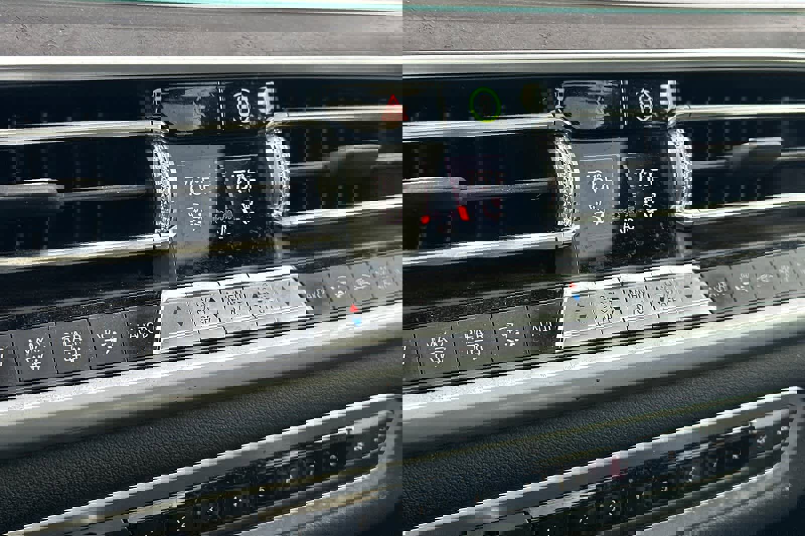 Used 2022 BMW X5 xDrive40i w/ Climate Comfort Package image 22