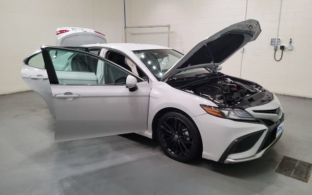 Used 2024 Toyota Camry XSE FWD image 9