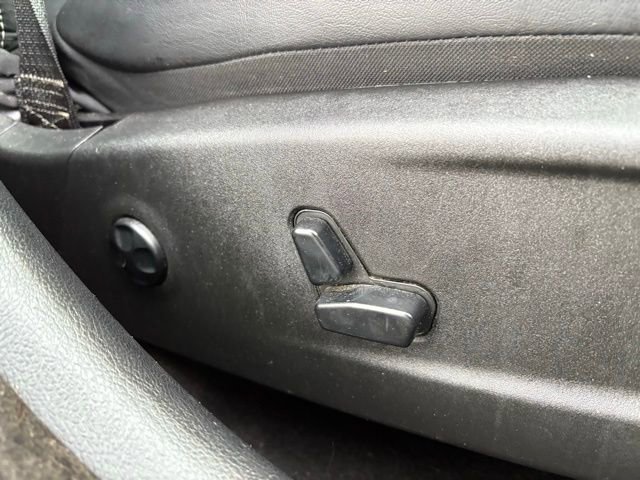 Used 2014 Chrysler 300 S image 26