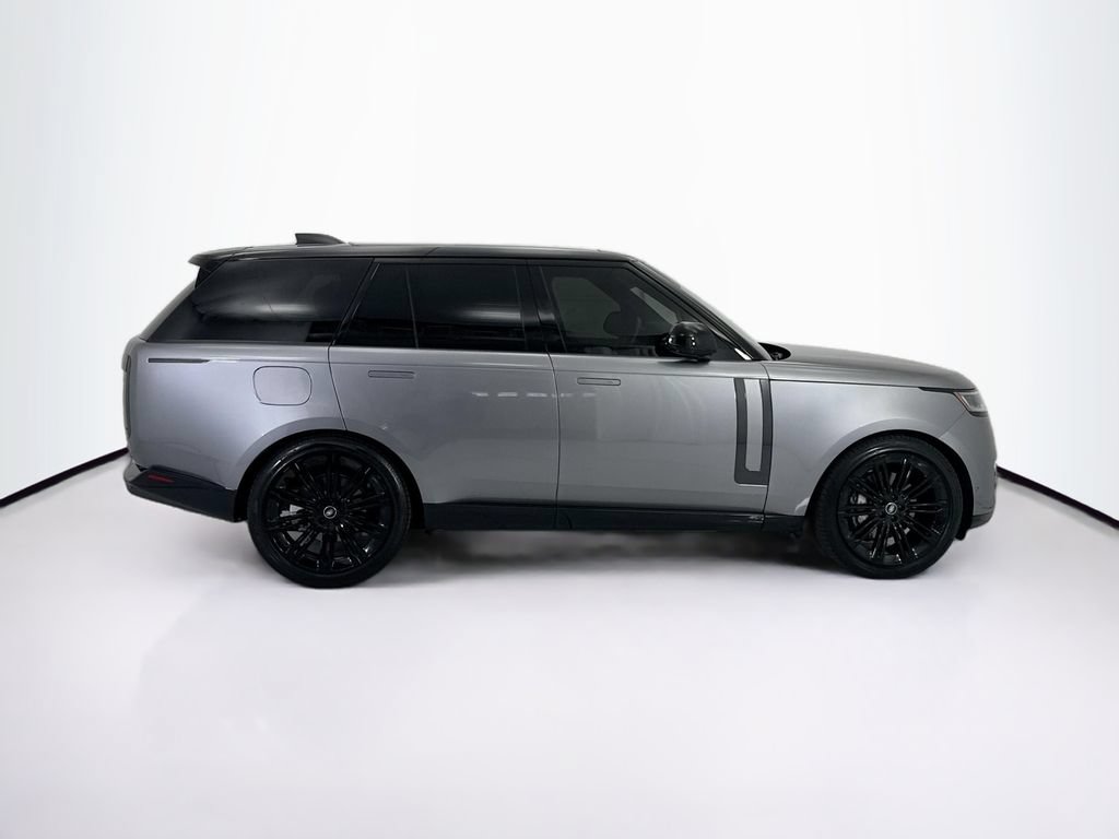 Certified 2025 Land Rover Range Rover SE AWD/4WD image 4