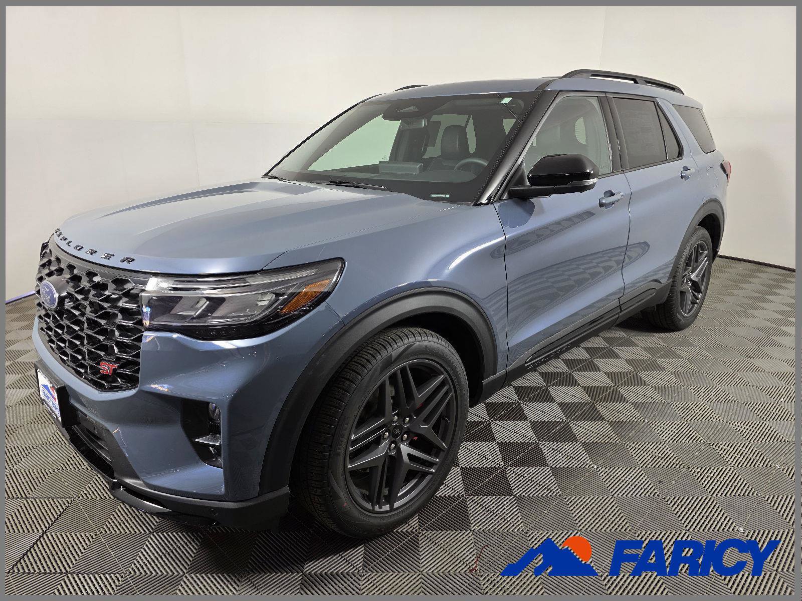Used 2025 Ford Explorer ST w/ Sun And Sound Package AWD/4WD image 1